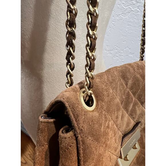 Michael Kors Quilted Suede Shoulder Bag with Gold Chain Strap Brown - Picture 10 of 13